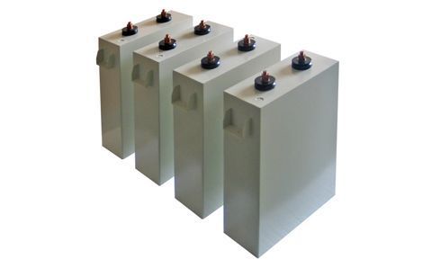 如何區(qū)分電容器的正負極？